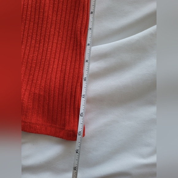 Red rib knit top, size medium - Picture 2 of 8